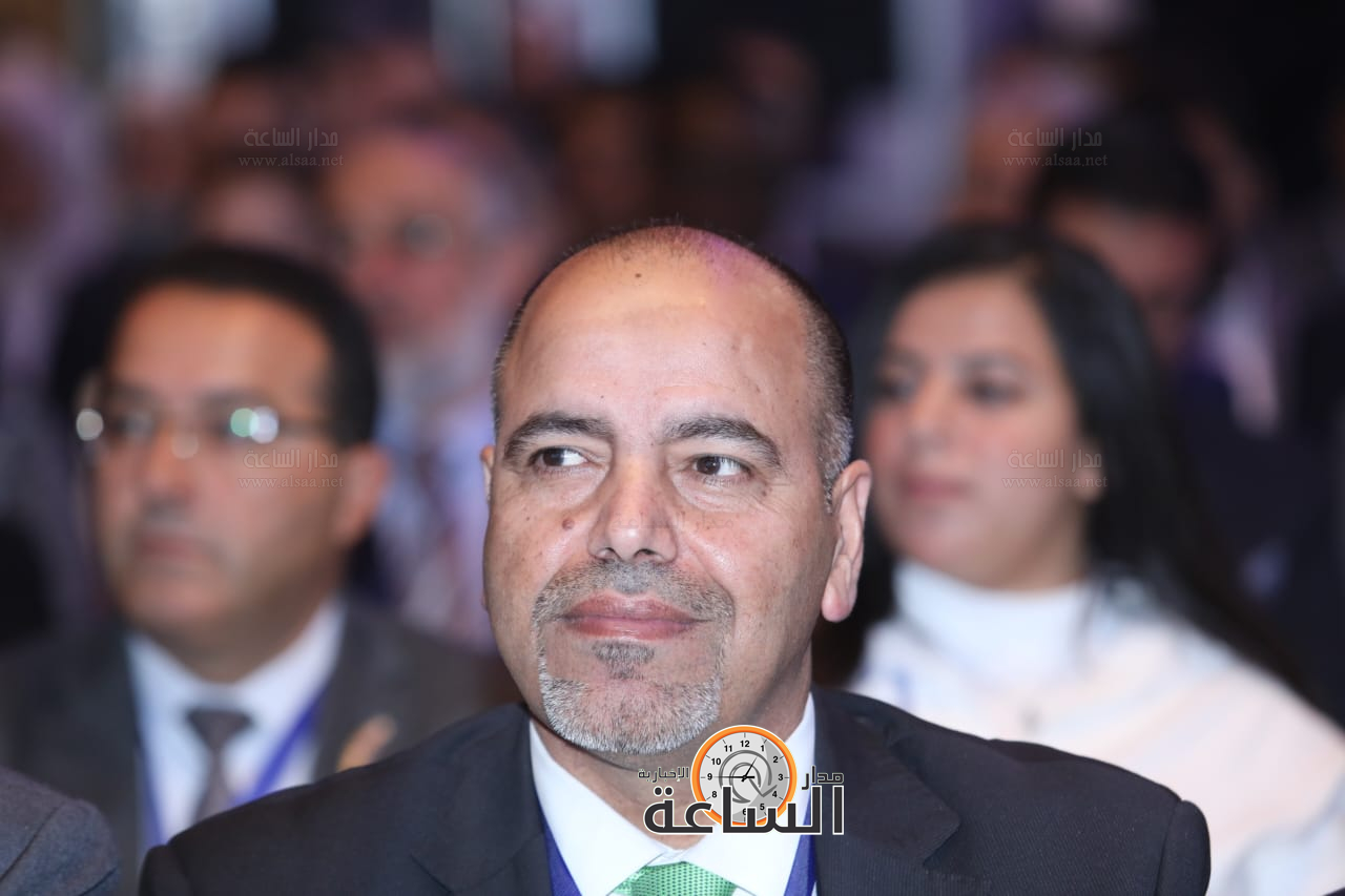 Madar Al-Saa Images 0.12849553316988183