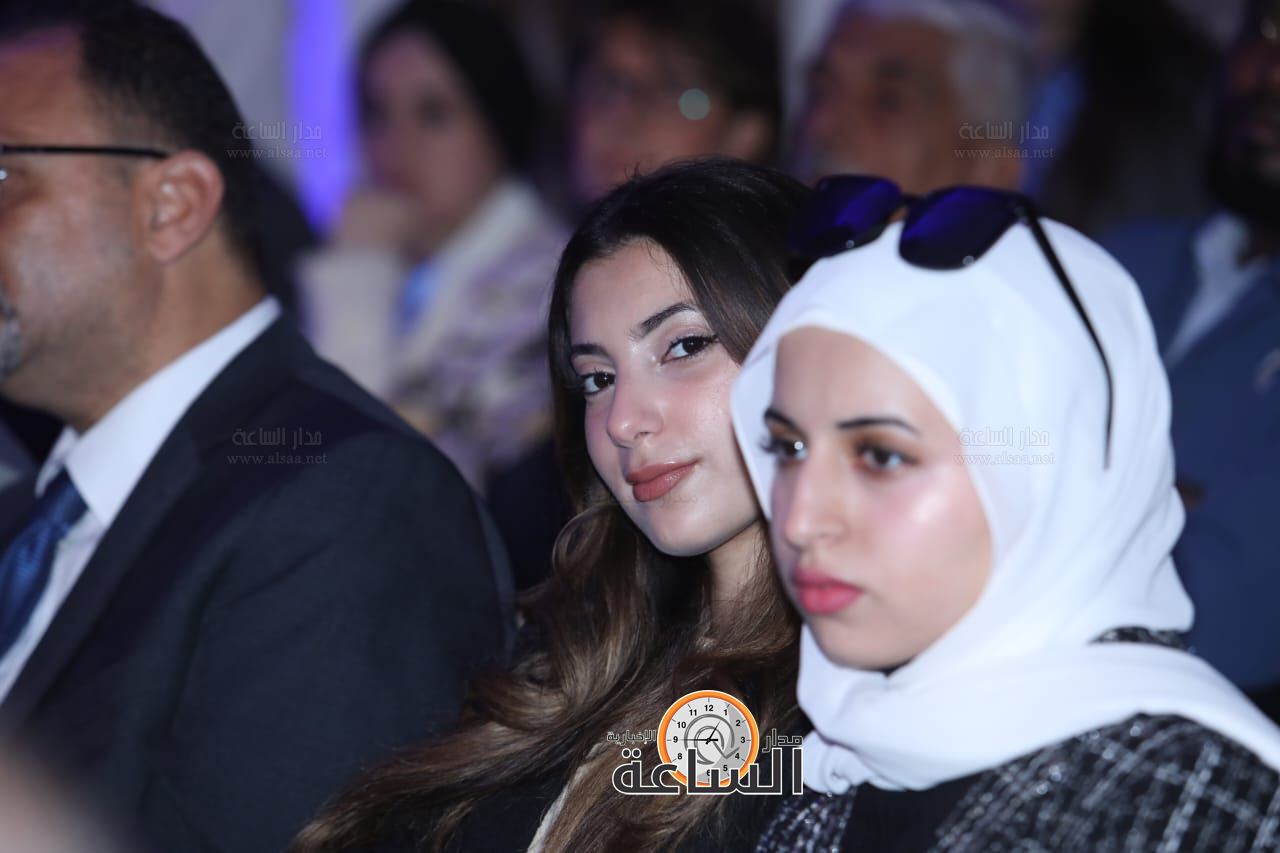 Madar Al-Saa Images 0.041639774901058635