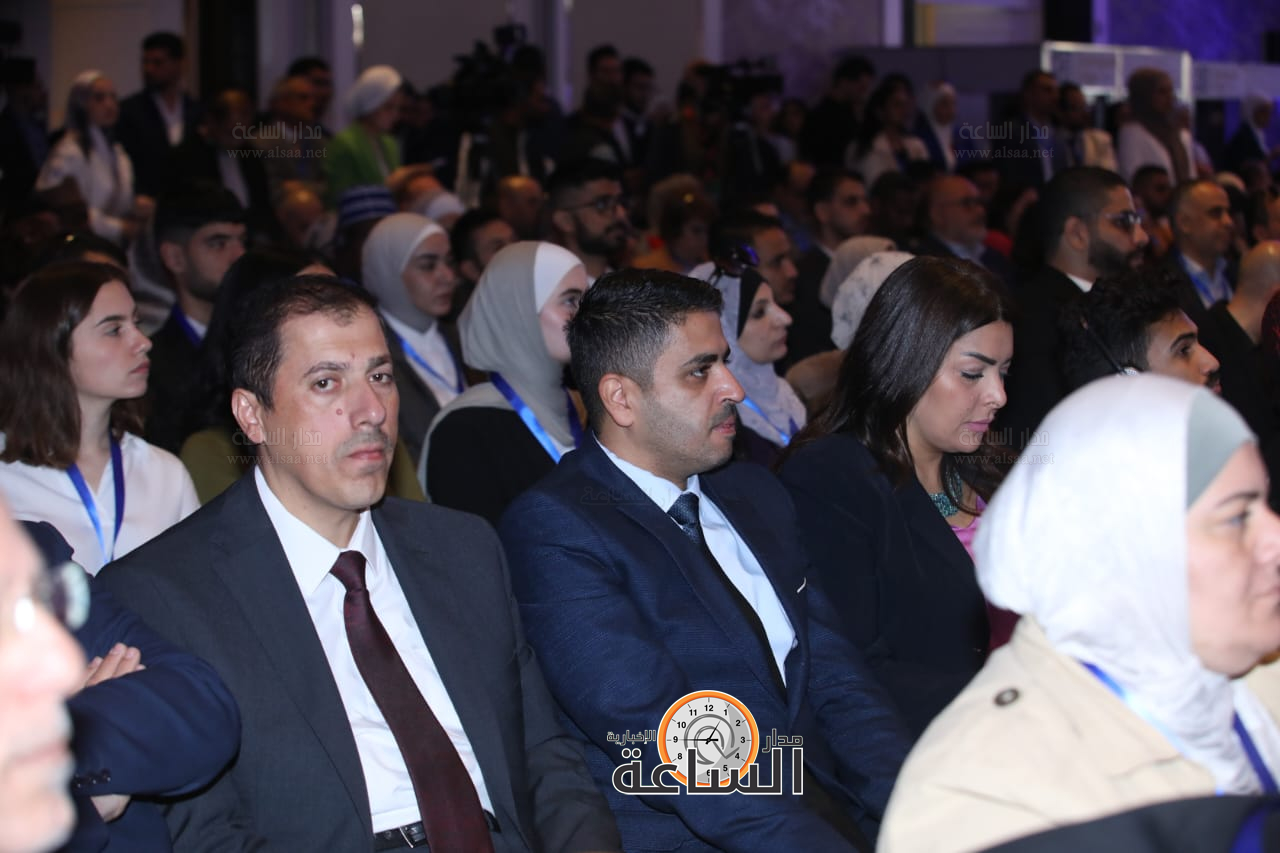 Madar Al-Saa Images 0.4084602584777268