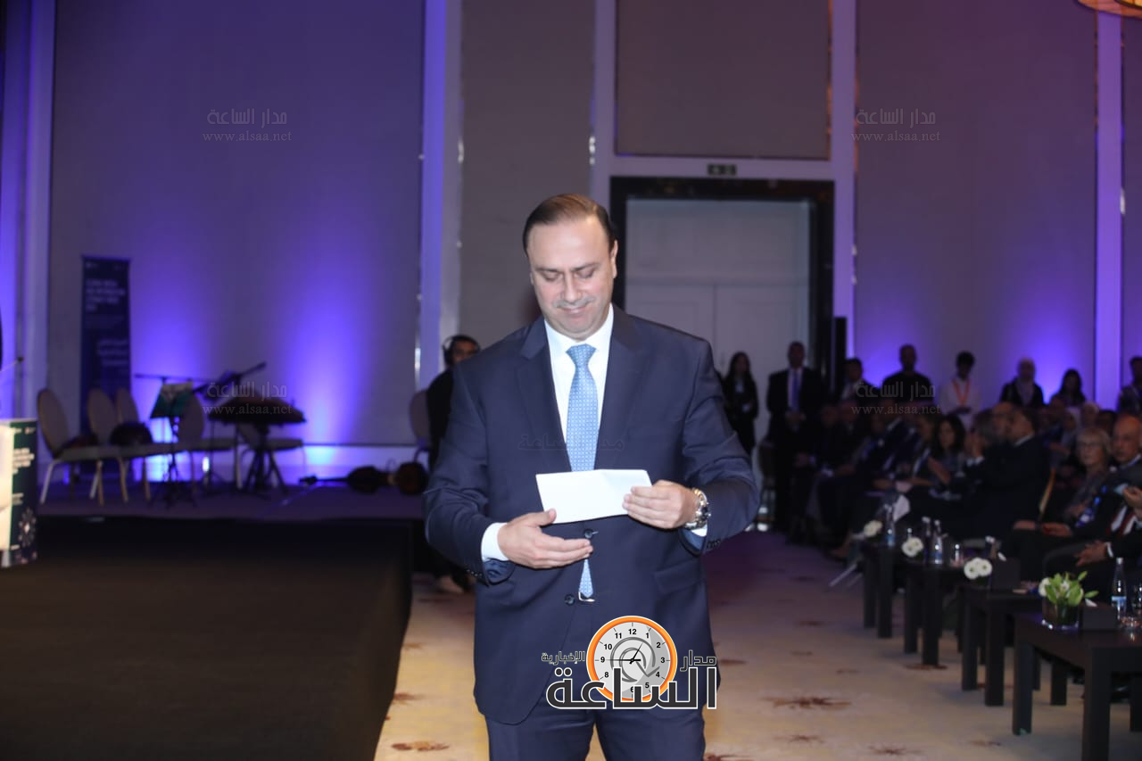 Madar Al-Saa Images 0.6123992120979815