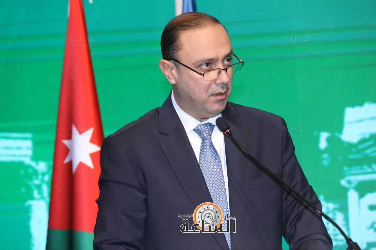 Madar Al-Saa Images 0.3351434303288858