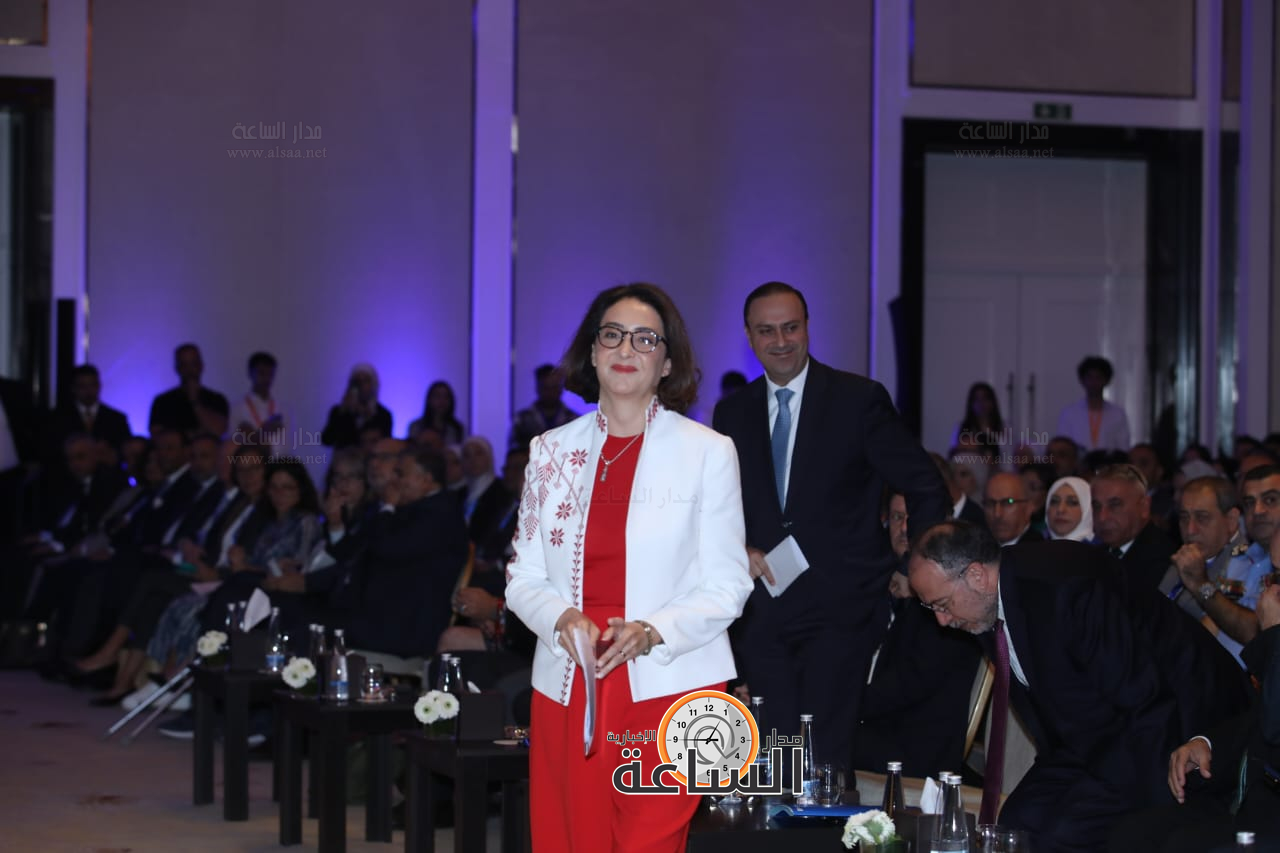 Madar Al-Saa Images 0.43710099846999295