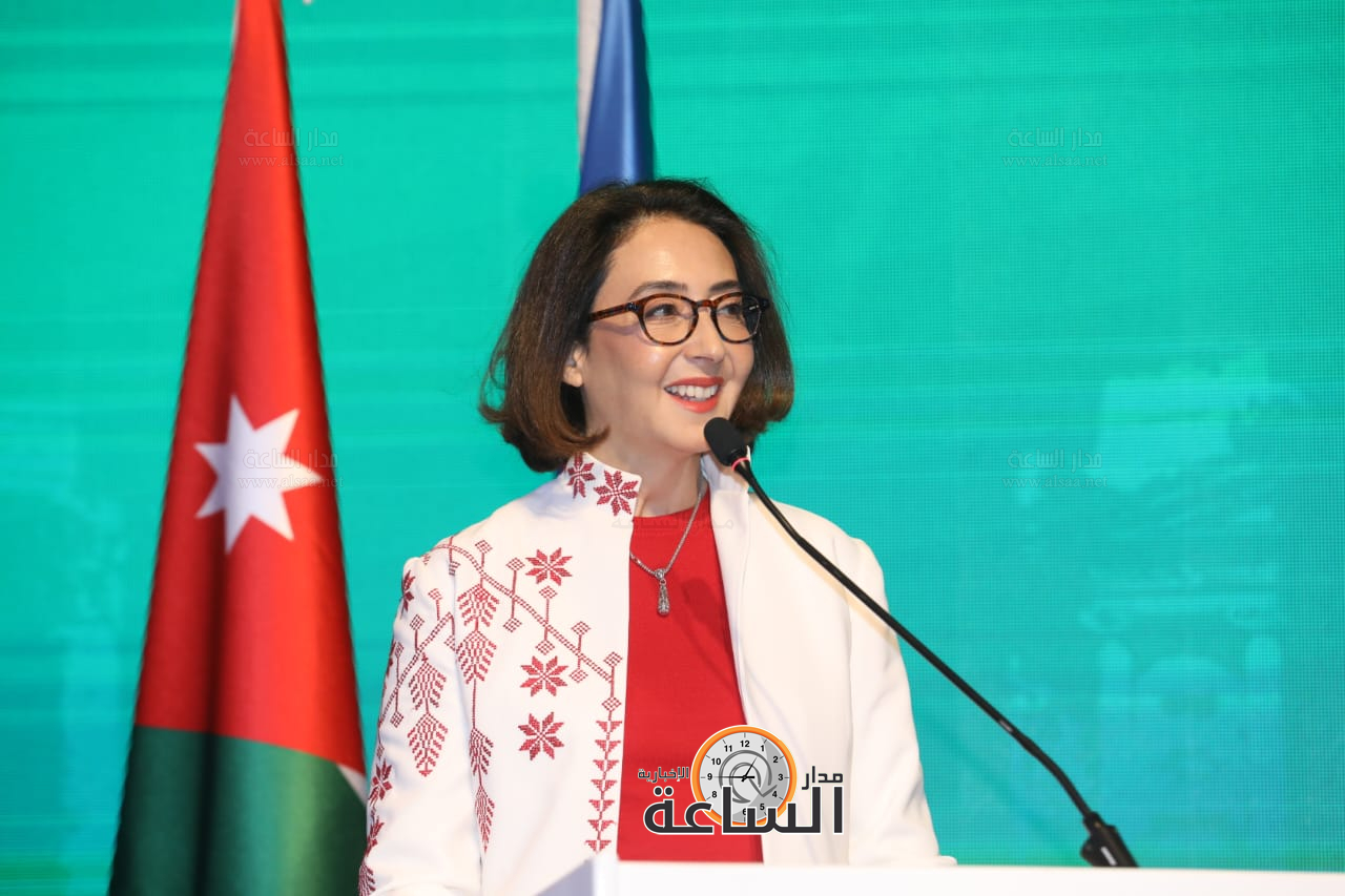 Madar Al-Saa Images 0.7556945778329525