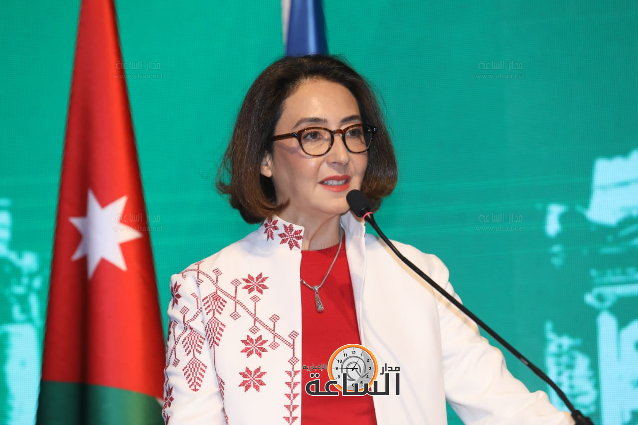 Madar Al-Saa Images 0.0359988686116548