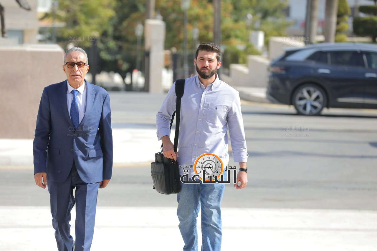 Madar Al-Saa Images 0.7023235618273864