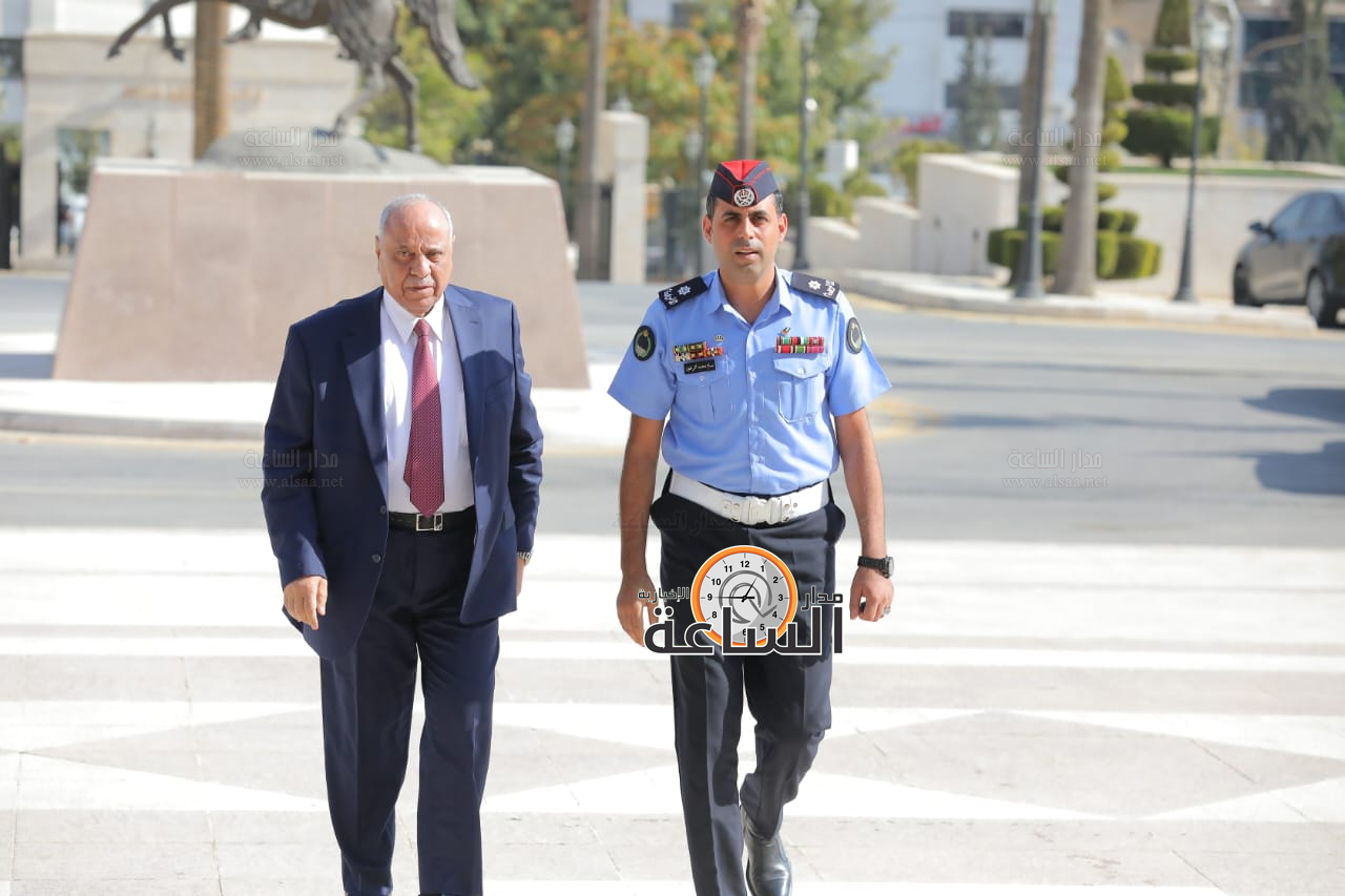 Madar Al-Saa Images 0.848419989288616