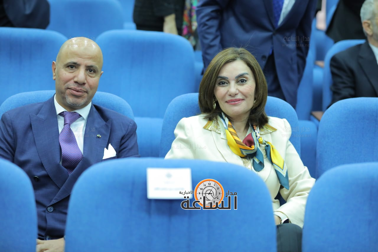 Madar Al-Saa Images 0.5146512322145762