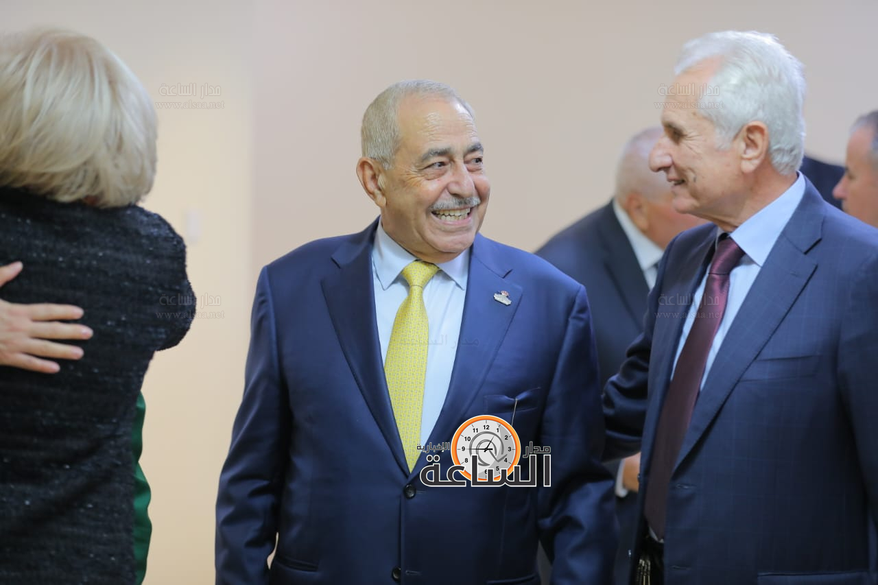 Madar Al-Saa Images 0.6174810741347889