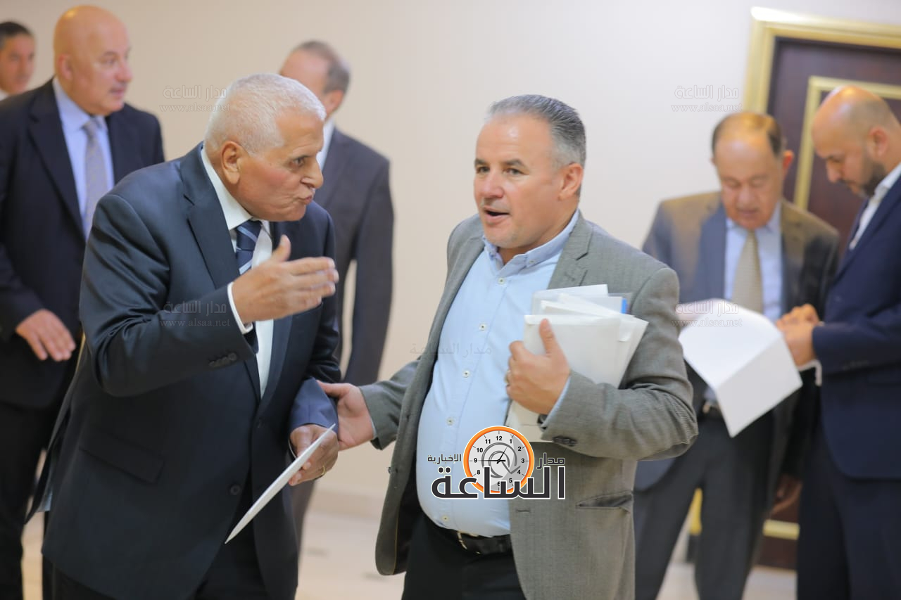 Madar Al-Saa Images 0.6946802722960652