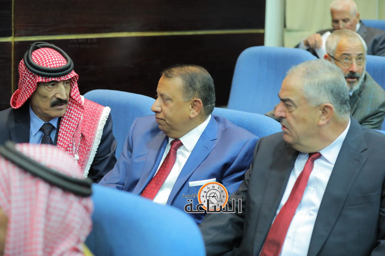 Madar Al-Saa Images 0.18443346858284615