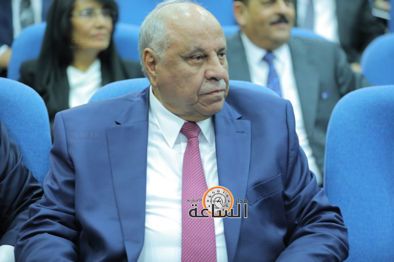 Madar Al-Saa Images 0.7119641942868544