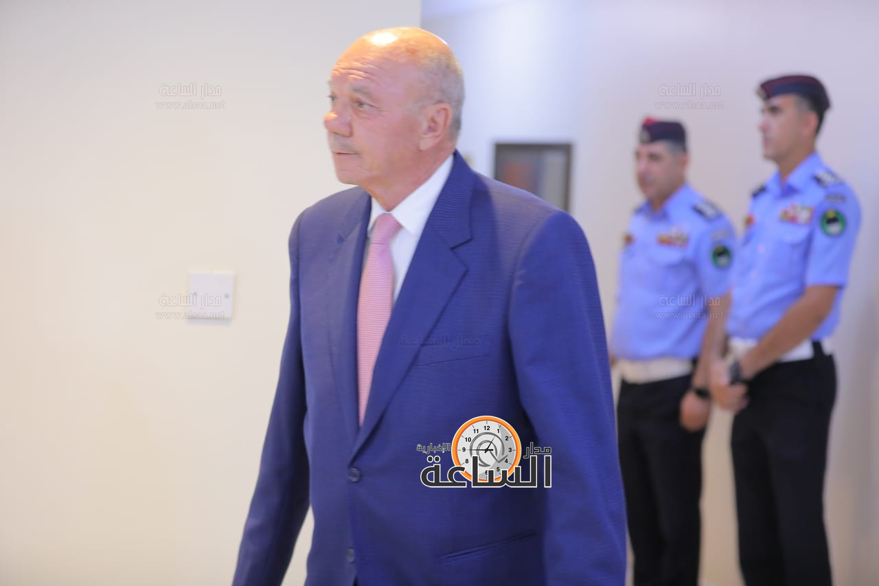 Madar Al-Saa Images 0.881588853306162