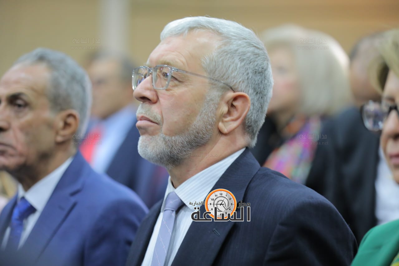 Madar Al-Saa Images 0.633506650548751