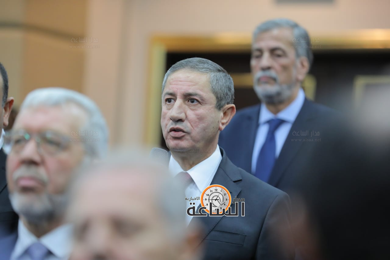 Madar Al-Saa Images 0.2517961710754997