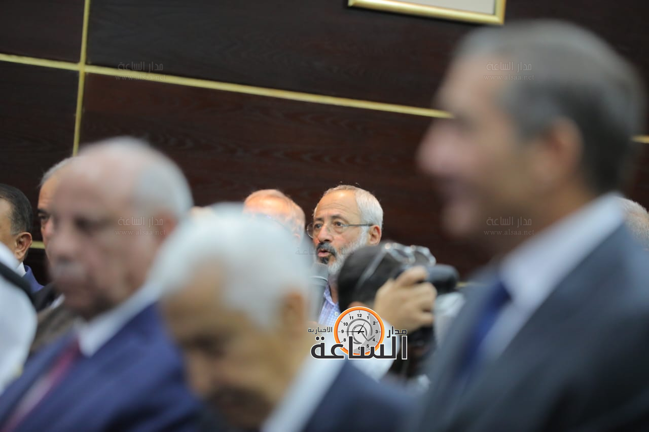 Madar Al-Saa Images 0.6372905342900848