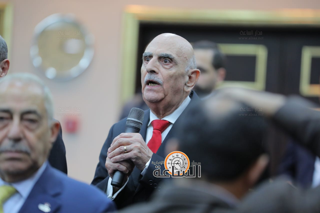 Madar Al-Saa Images 0.7633794145095576