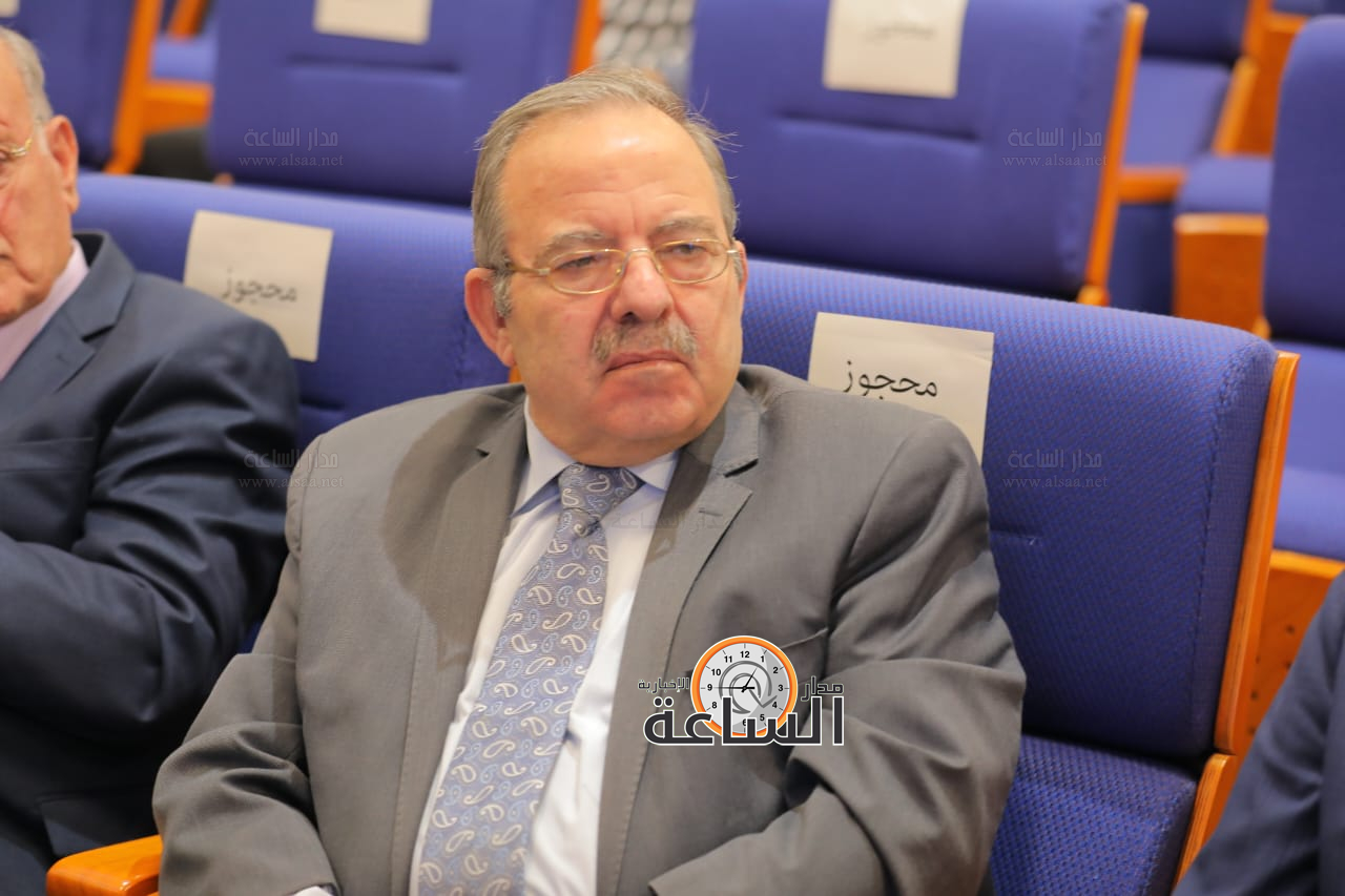 Madar Al-Saa Images 0.4305551379749657