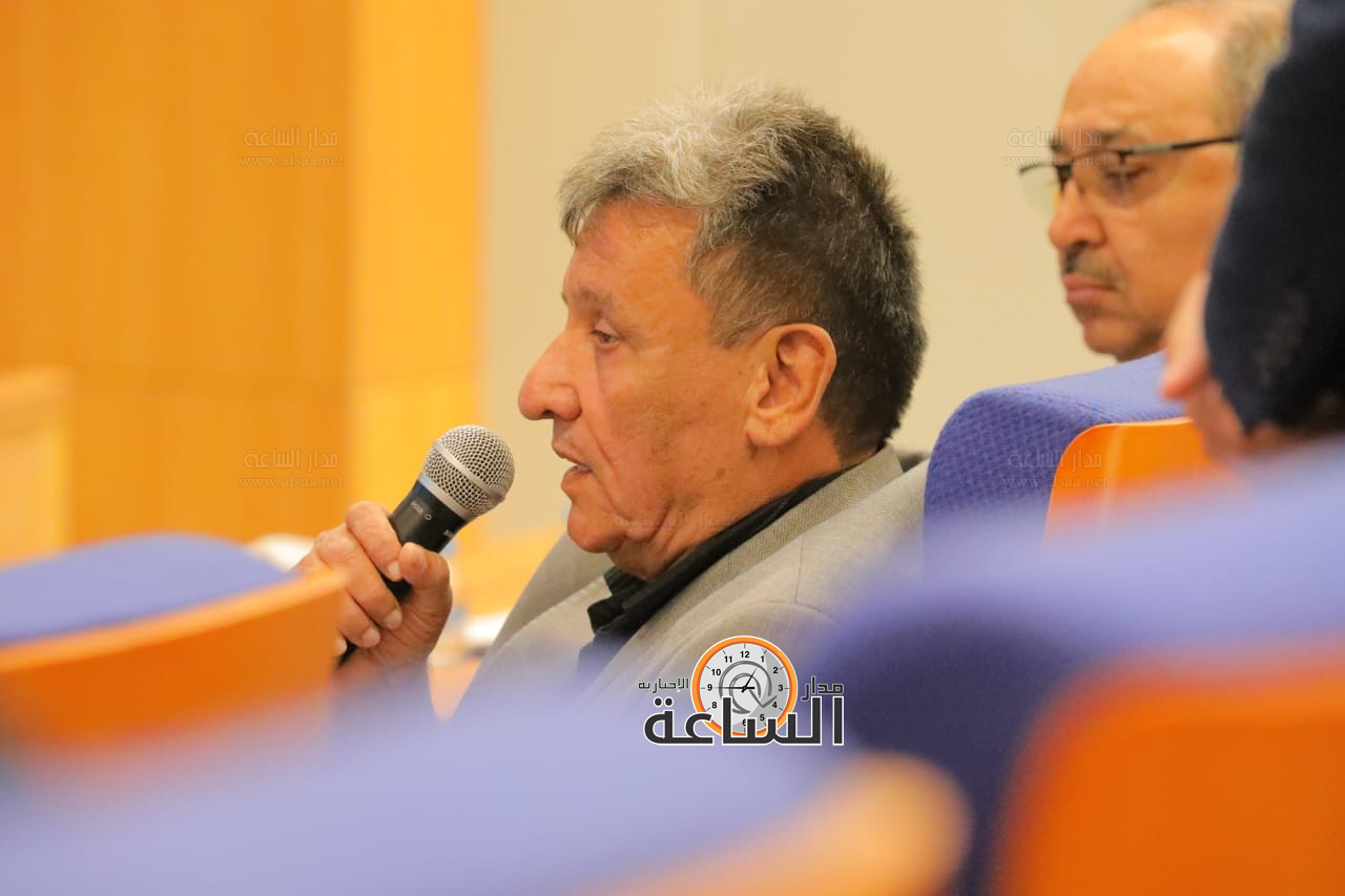 Madar Al-Saa Images 0.9829949094433066