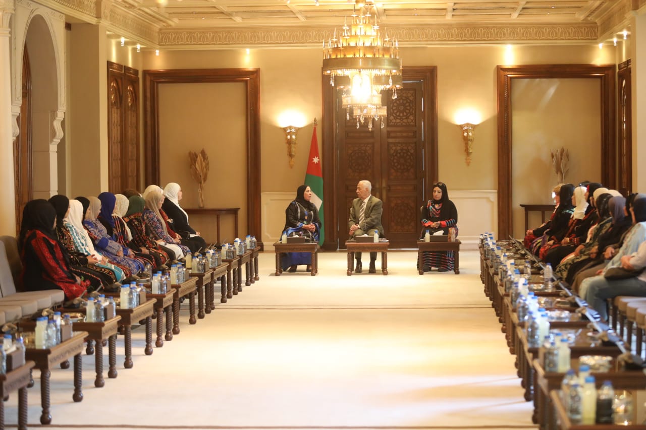 Madar Al-Saa Images 0.055305736600103295