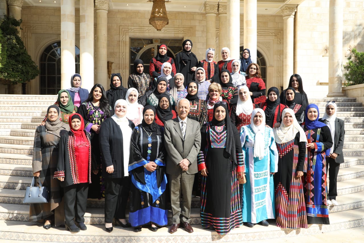 Madar Al-Saa Images 0.8525430877781035