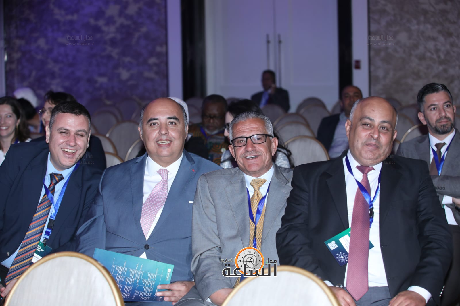 Madar Al-Saa Images 0.3891179593597982