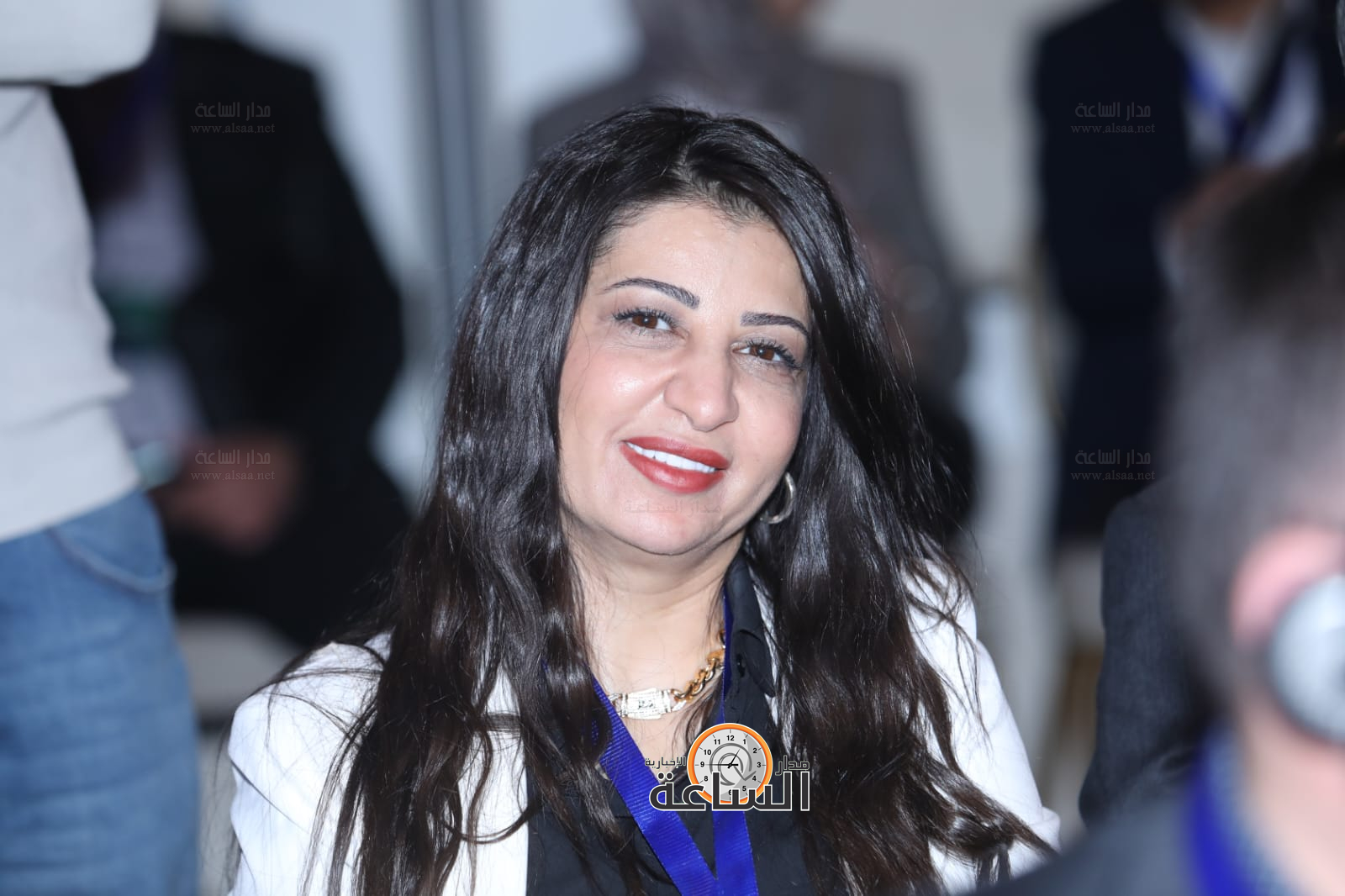 Madar Al-Saa Images 0.9843403920785072