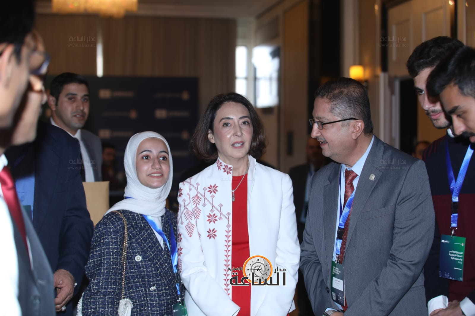 Madar Al-Saa Images 0.46300903886611855