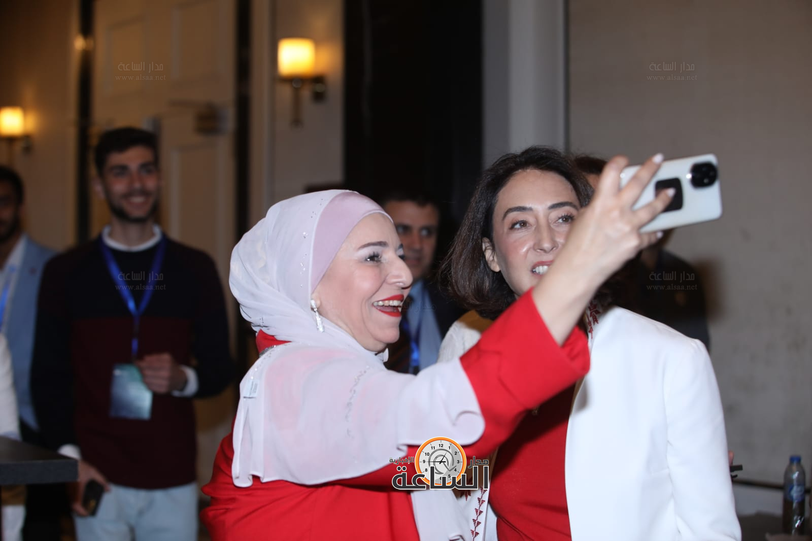 Madar Al-Saa Images 0.9319040125511999