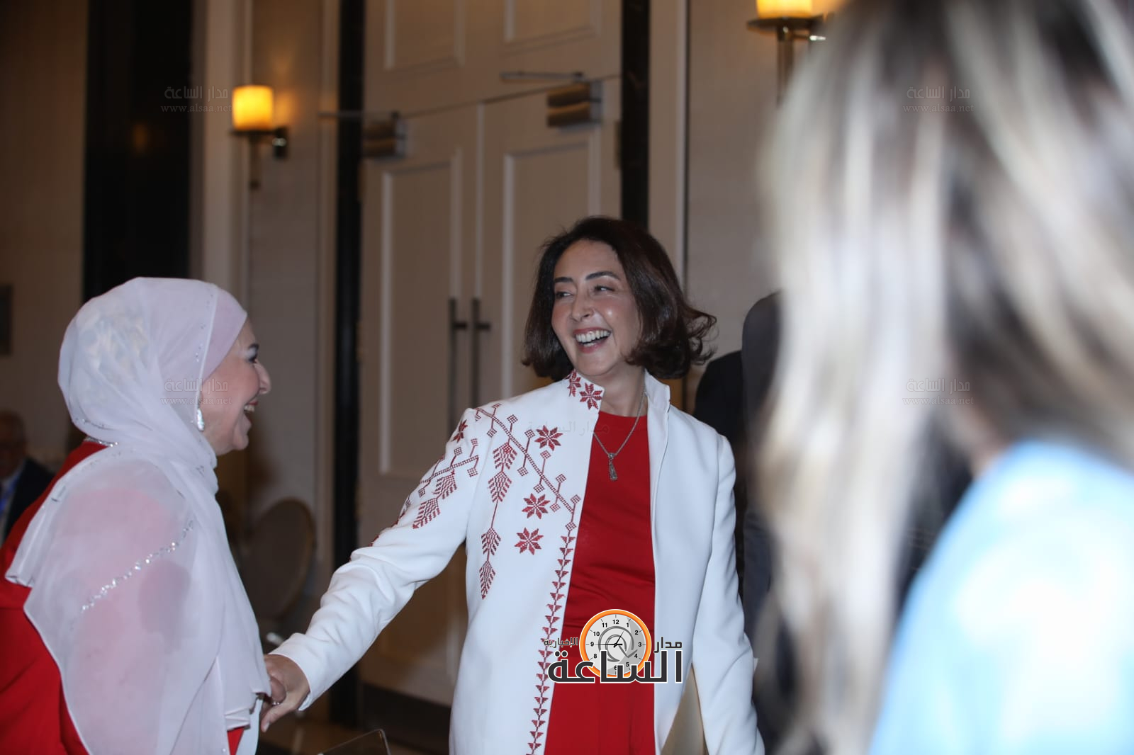 Madar Al-Saa Images 0.9713576292426245