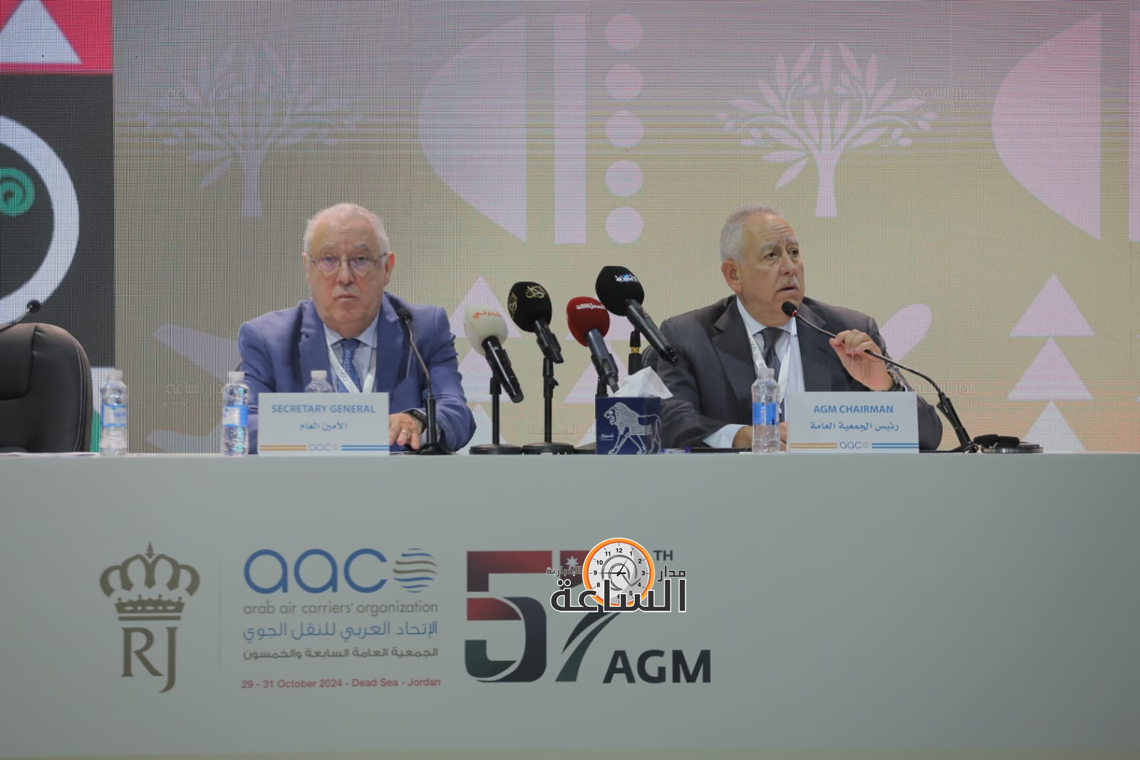 Madar Al-Saa Images 0.15807150086275157