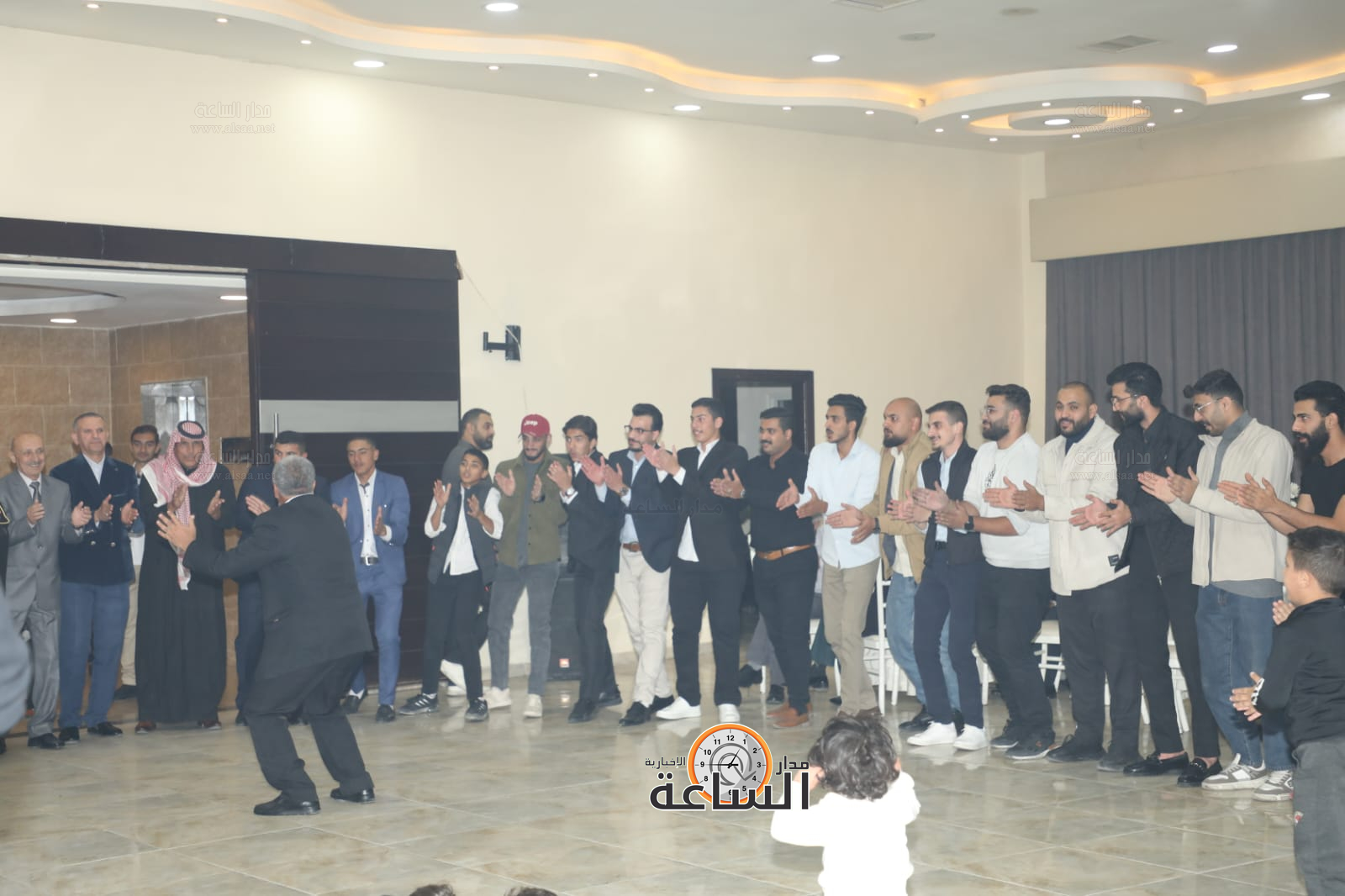 Madar Al-Saa Images 0.9900005637908234