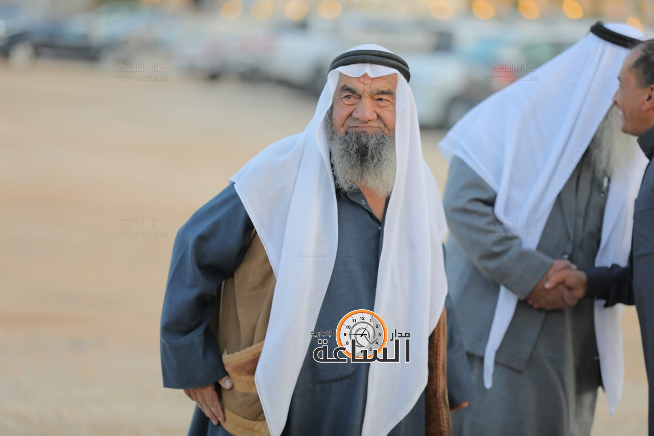 Madar Al-Saa Images 0.4247211432751046