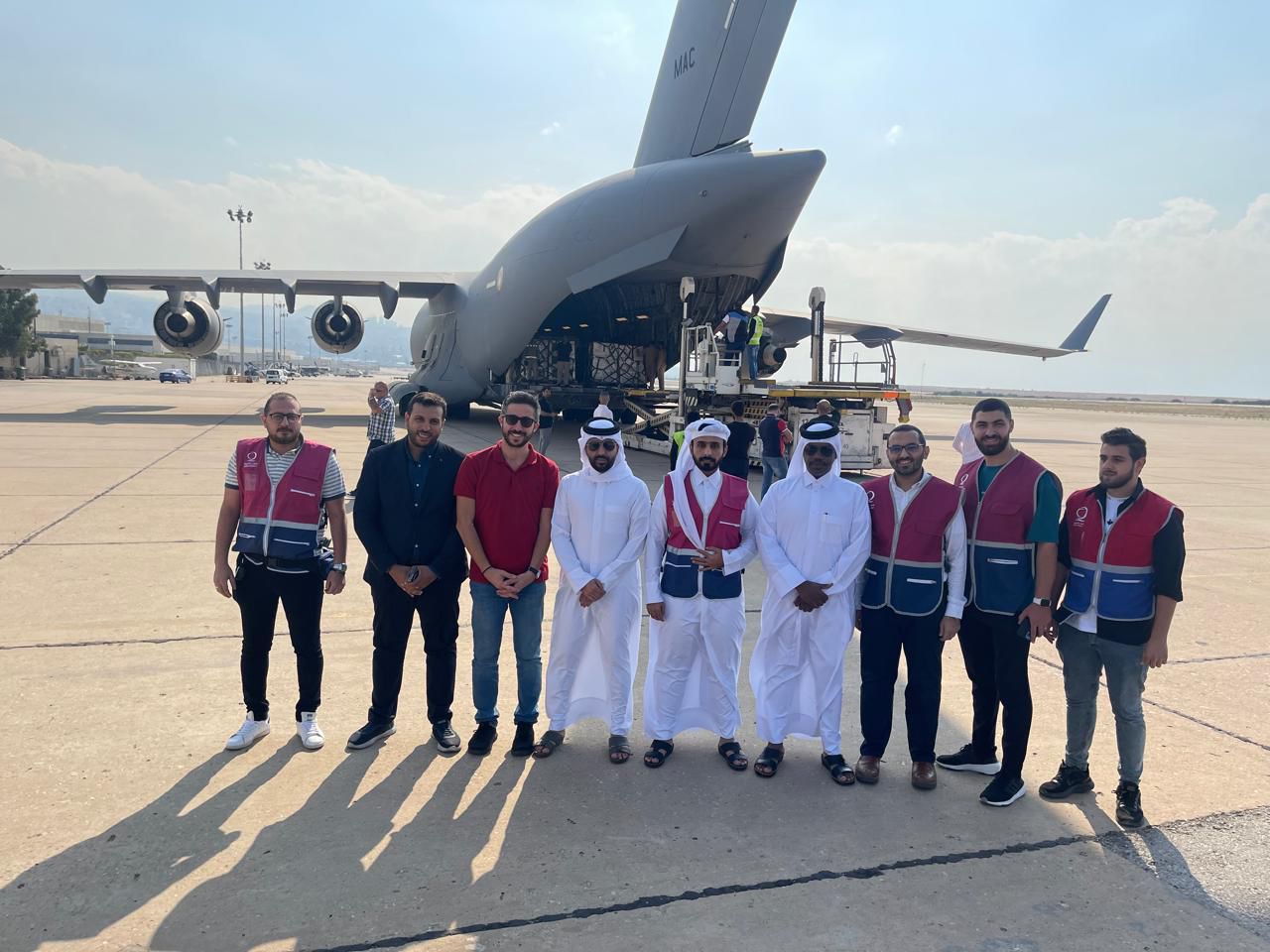 Madar Al-Saa Images 0.04236516574195037