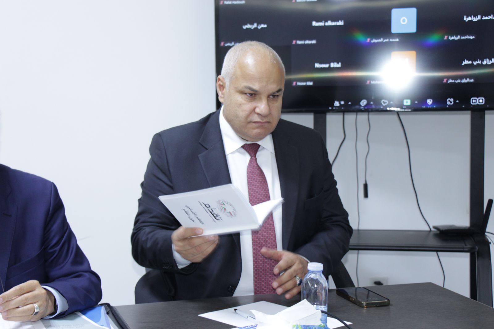 Madar Al-Saa Images 0.024257236091618894