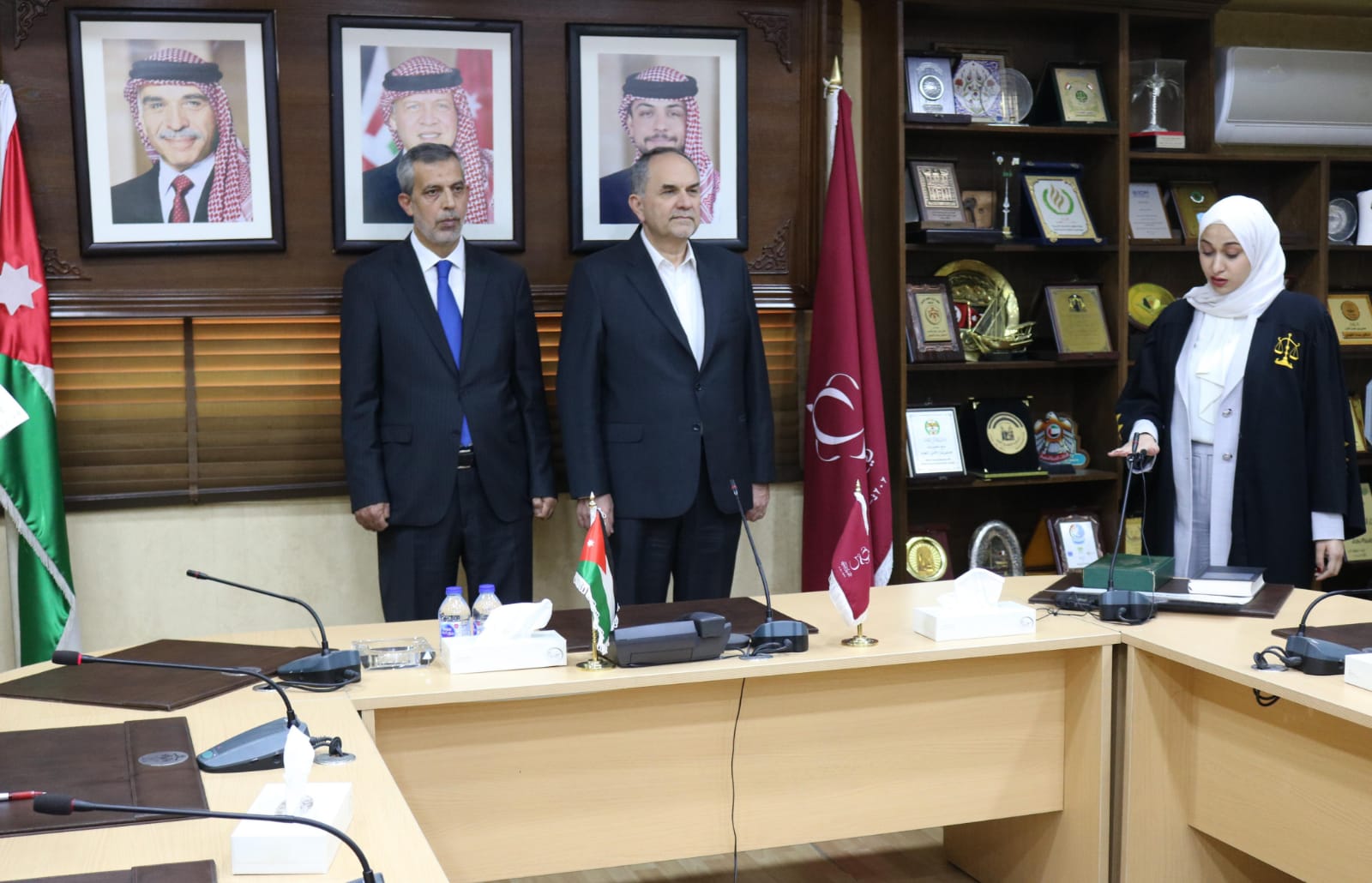 Madar Al-Saa Images 0.433801304752631