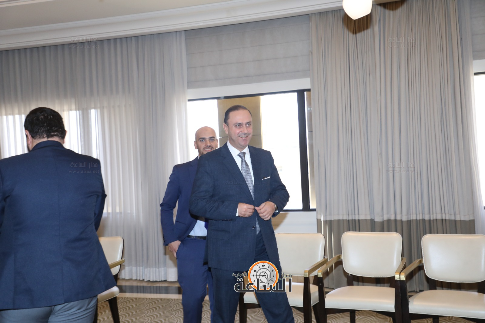 Madar Al-Saa Images 0.18090307494756774