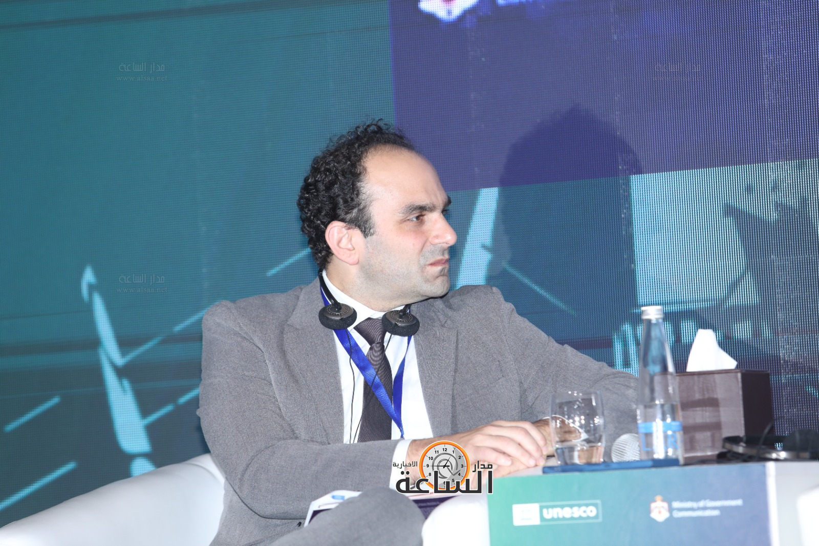 Madar Al-Saa Images 0.03565578330656982