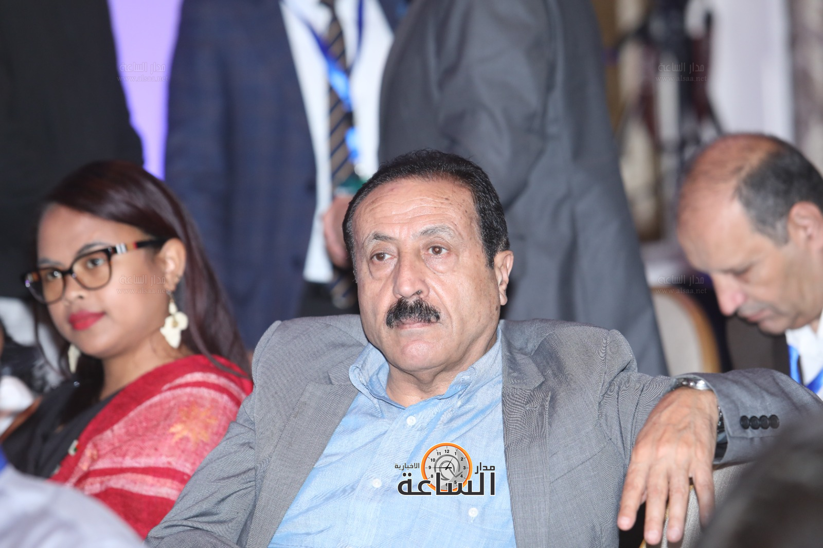 Madar Al-Saa Images 0.39196105586128627