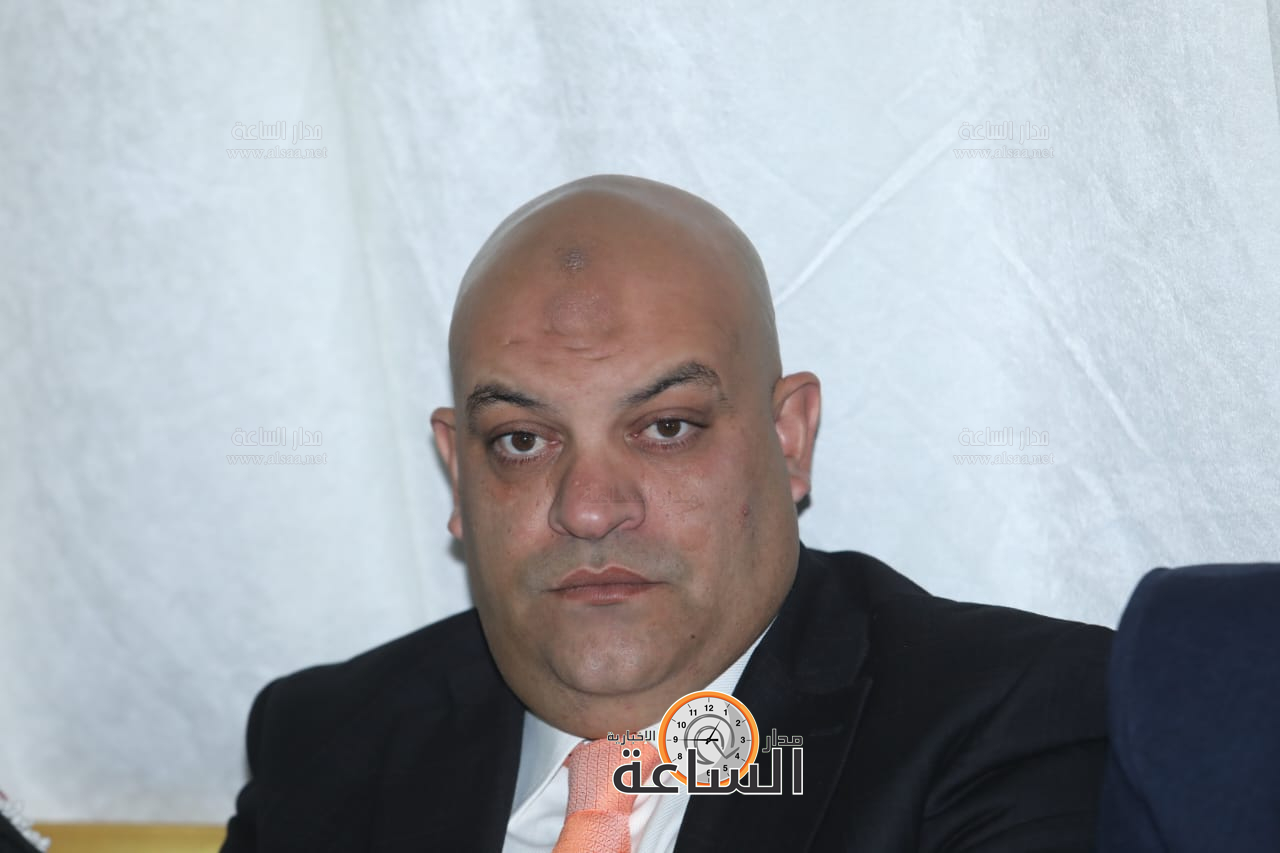 Madar Al-Saa Images 0.487012565561342