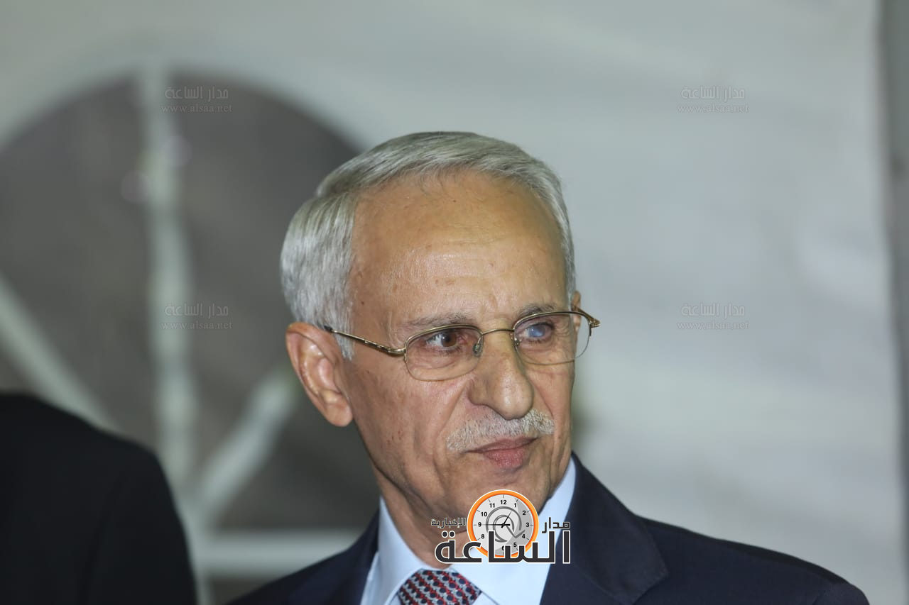 Madar Al-Saa Images 0.38380952837787574