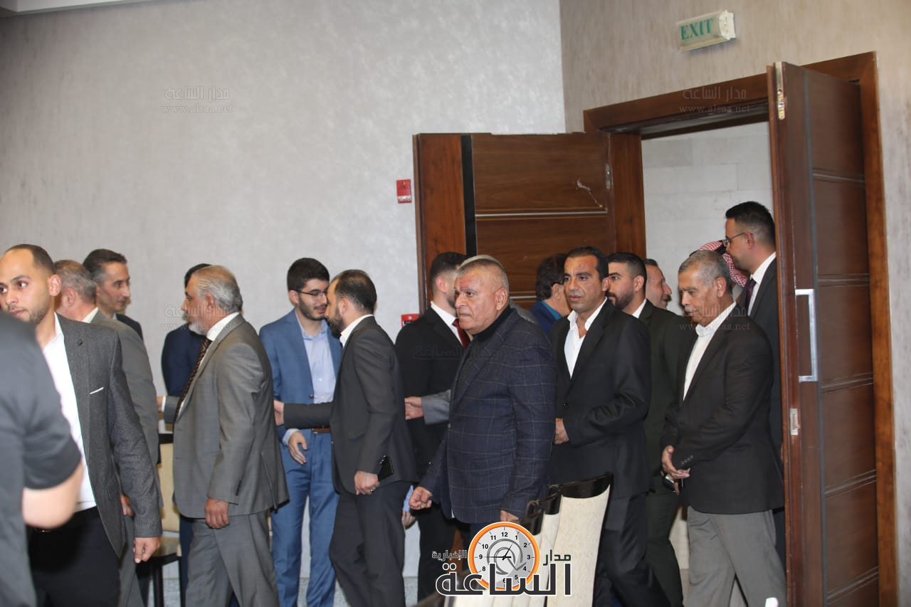 Madar Al-Saa Images 0.4363792536311839