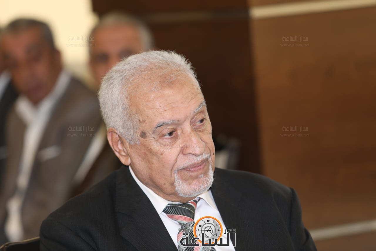 Madar Al-Saa Images 0.8354491052949187