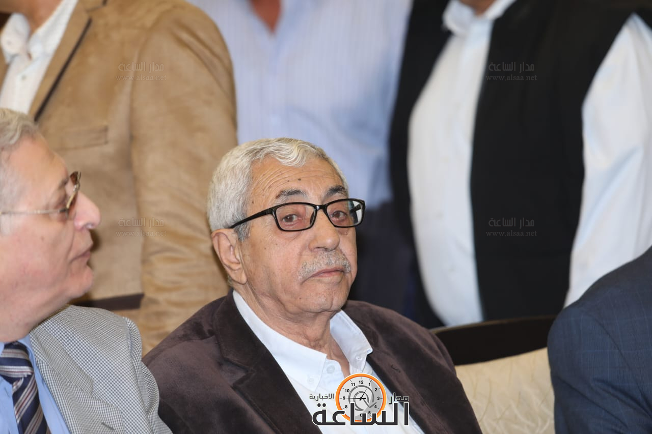 Madar Al-Saa Images 0.8921968813213048