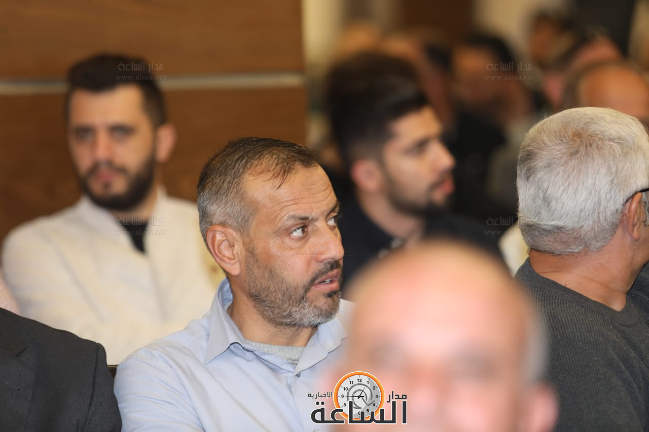 Madar Al-Saa Images 0.0009239180592626184