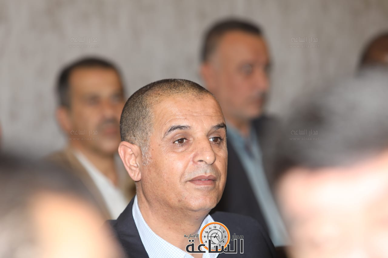 Madar Al-Saa Images 0.40952629362778037