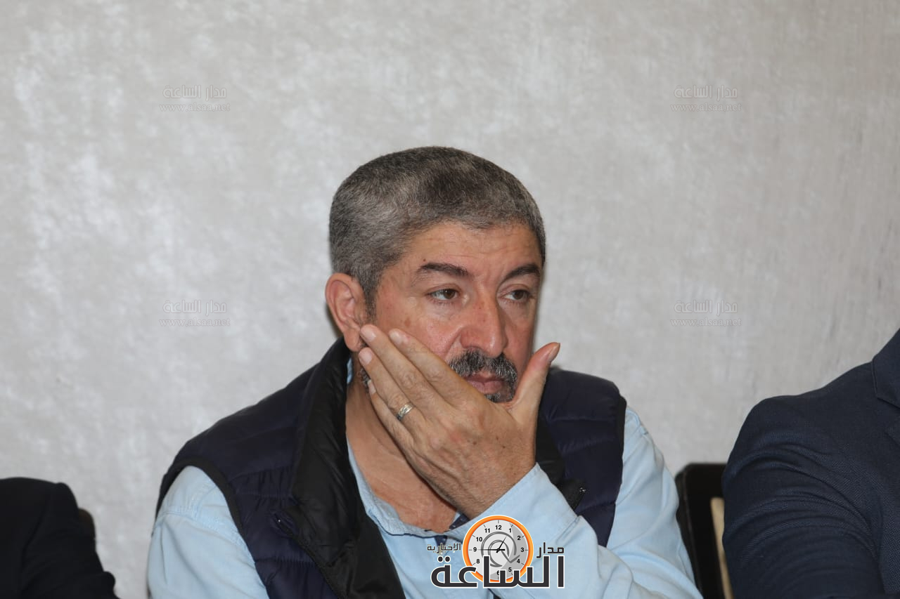 Madar Al-Saa Images 0.8080822363837139