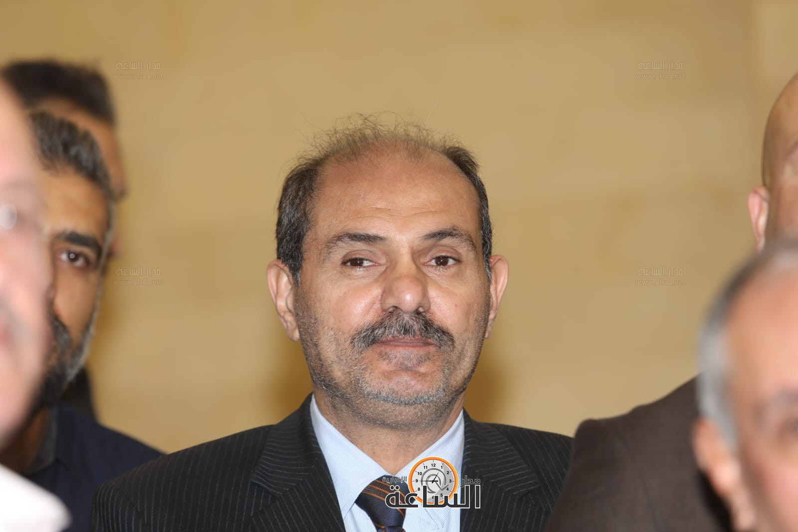 Madar Al-Saa Images 0.9809673078864851