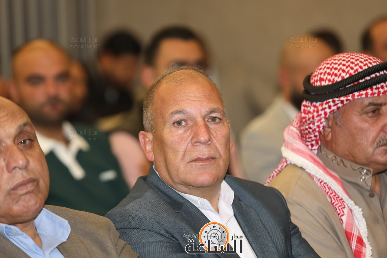 Madar Al-Saa Images 0.7183352656524871