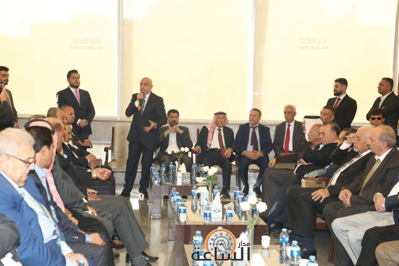 Madar Al-Saa Images 0.14171328692330665