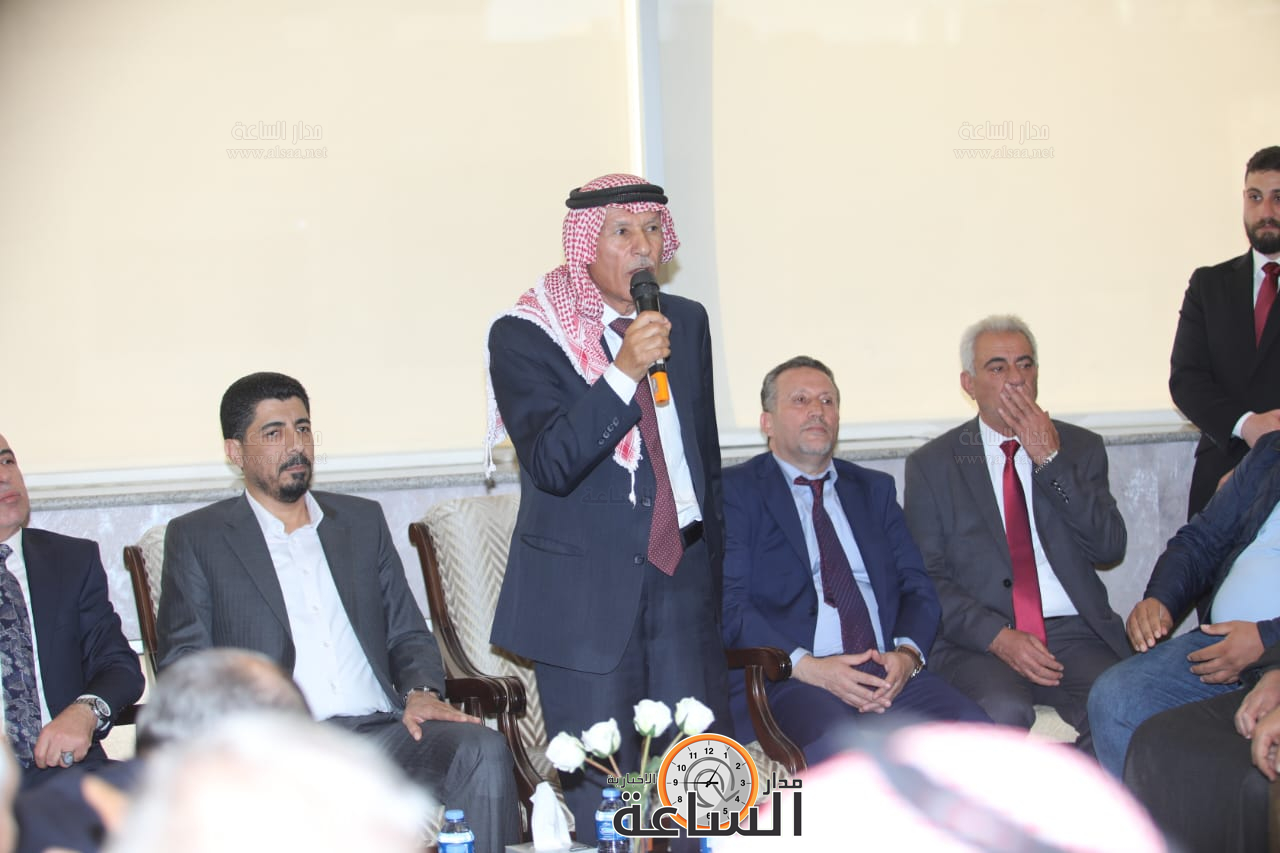 Madar Al-Saa Images 0.2524306624760362